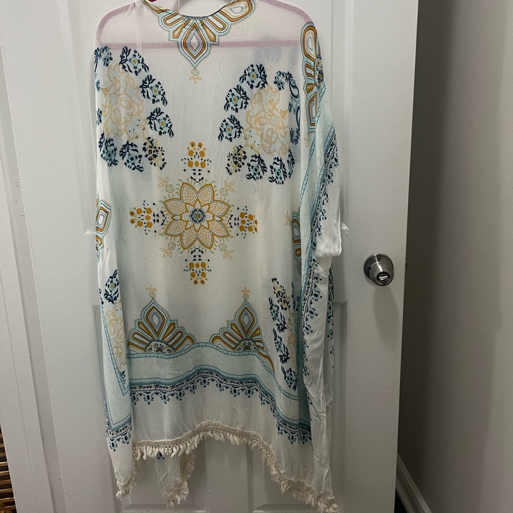Lovely Kimono! Amazing colors